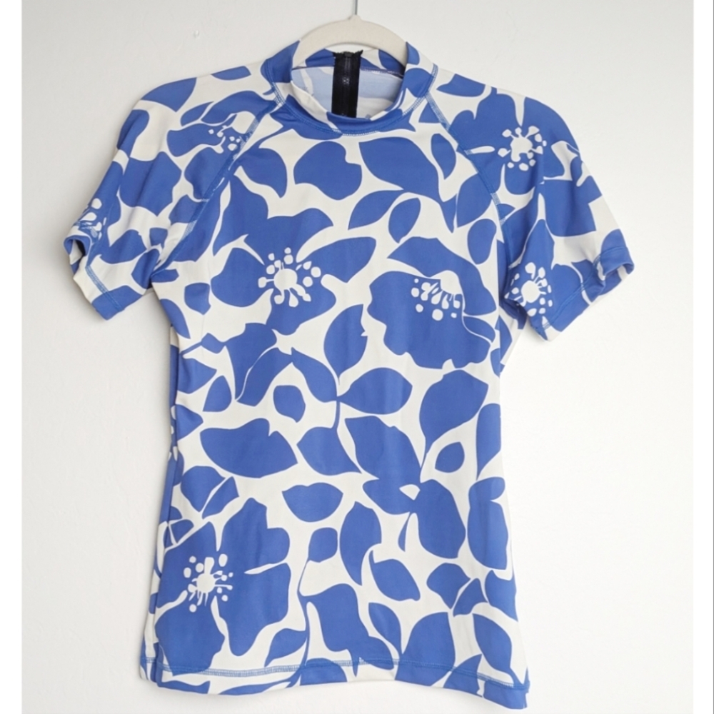 J Crew blue hibiscus floral rash guard size M